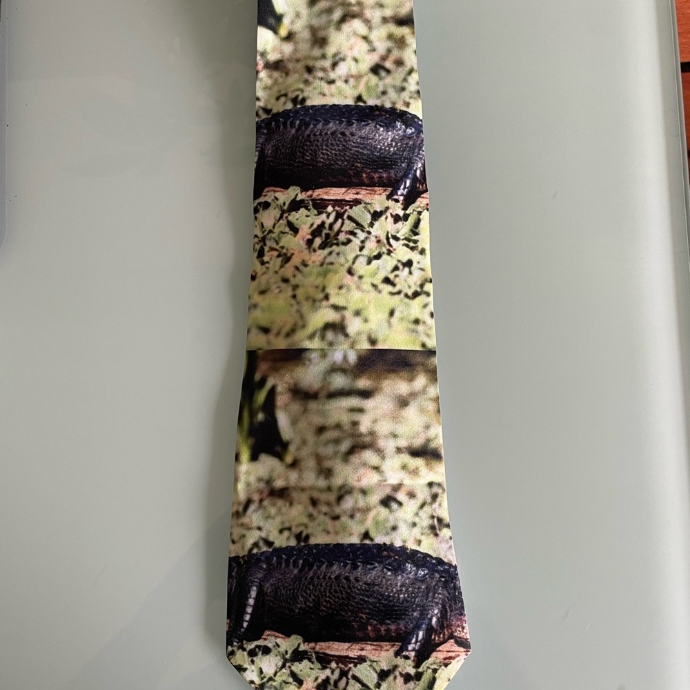 Stylish Alligator Print Tie